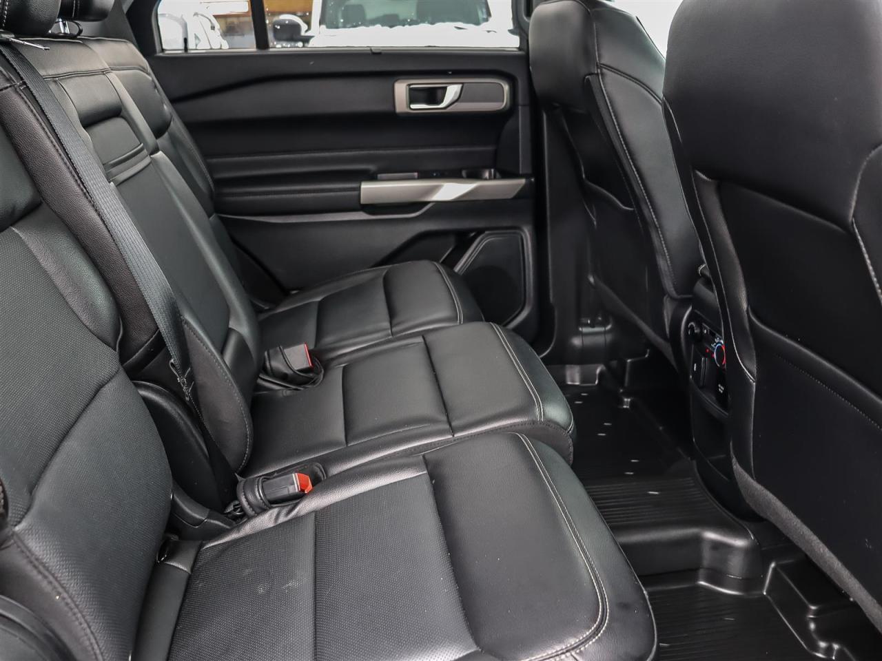 2021 Ford Explorer Limited Bench | Roof | Wireless Pad | Photo