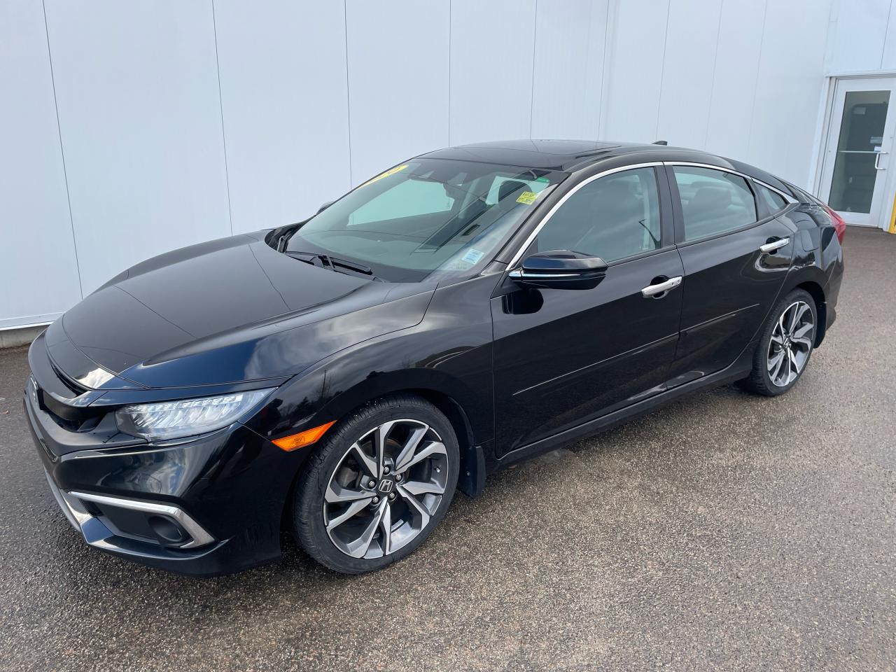 2020 Honda Civic Touring Photo0