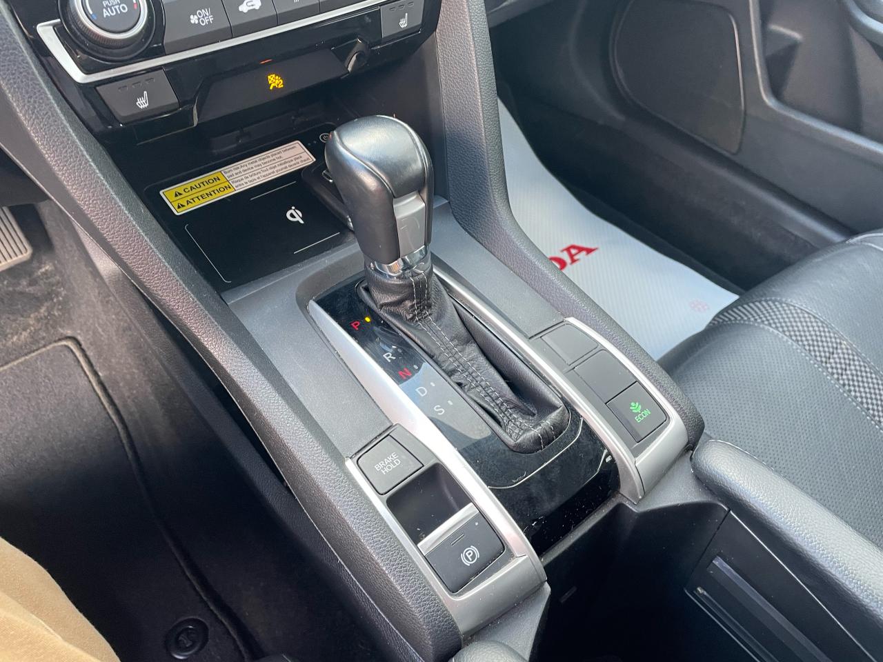 2020 Honda Civic Touring Photo