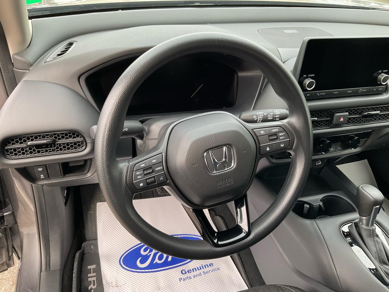 2024 Honda HR-V LX-B Photo5