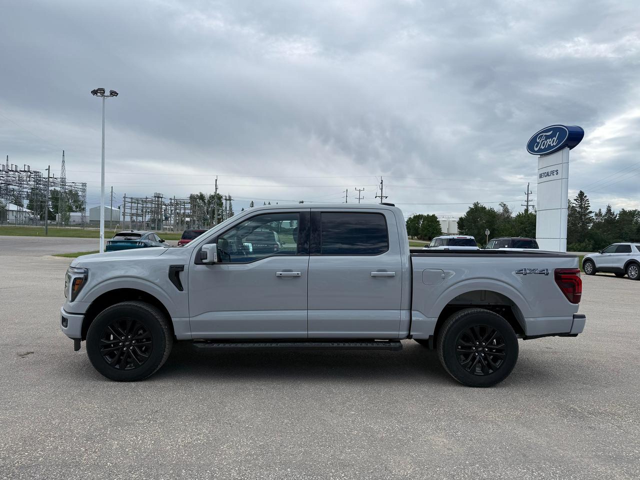 2026 Ford F-150 Lariat 4WD SuperCrew 5.5' Box Photo4