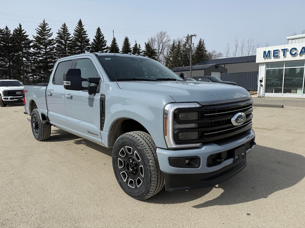 2026 Ford F-250 Super Duty SRW PLATINUM 4WD CREW CAB 6.75' BOX Photo1