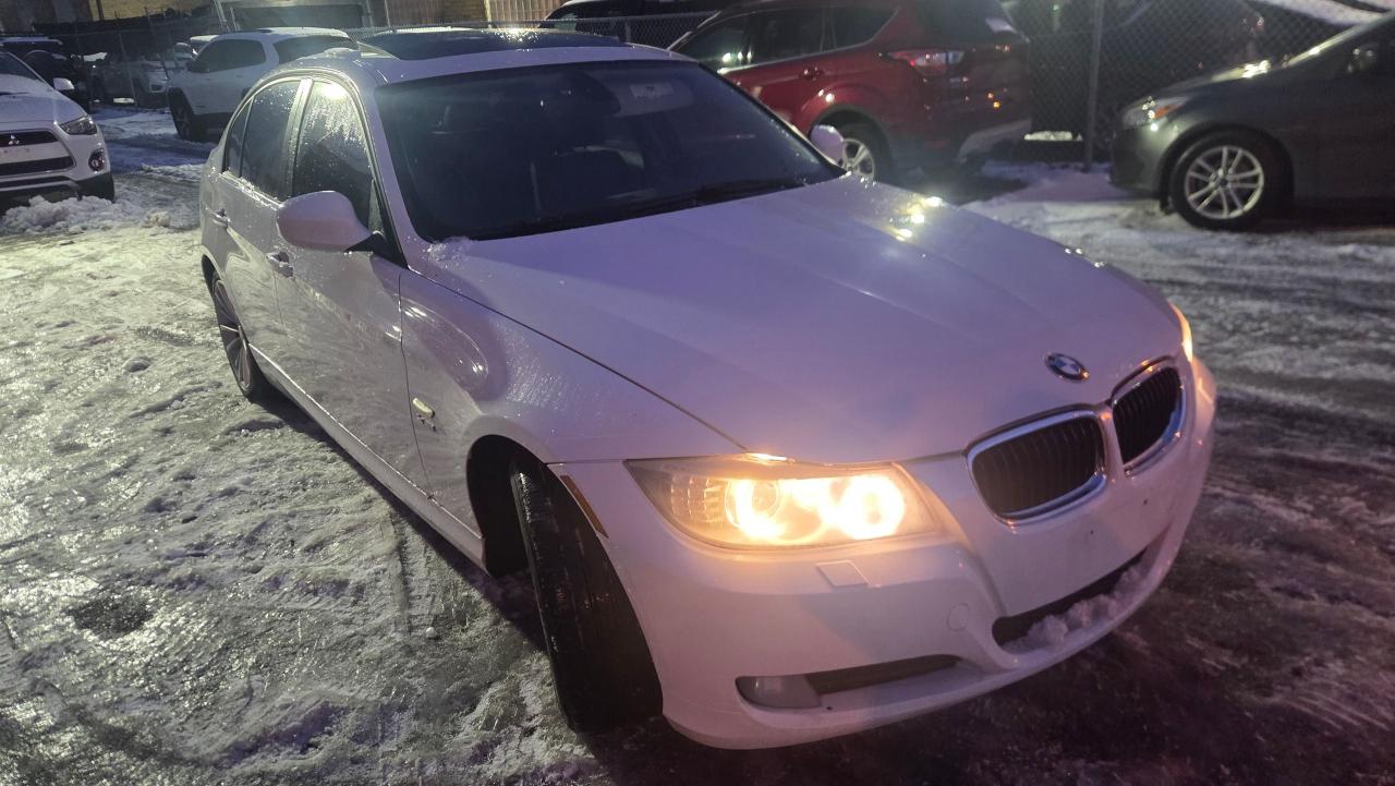 2011 BMW 3 Series 328i xDrive Classic Edition - Photo #6