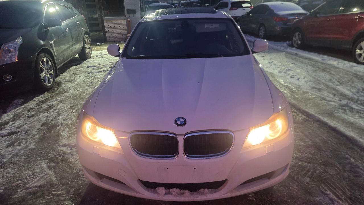 2011 BMW 3 Series 328i xDrive Classic Edition - Photo #7