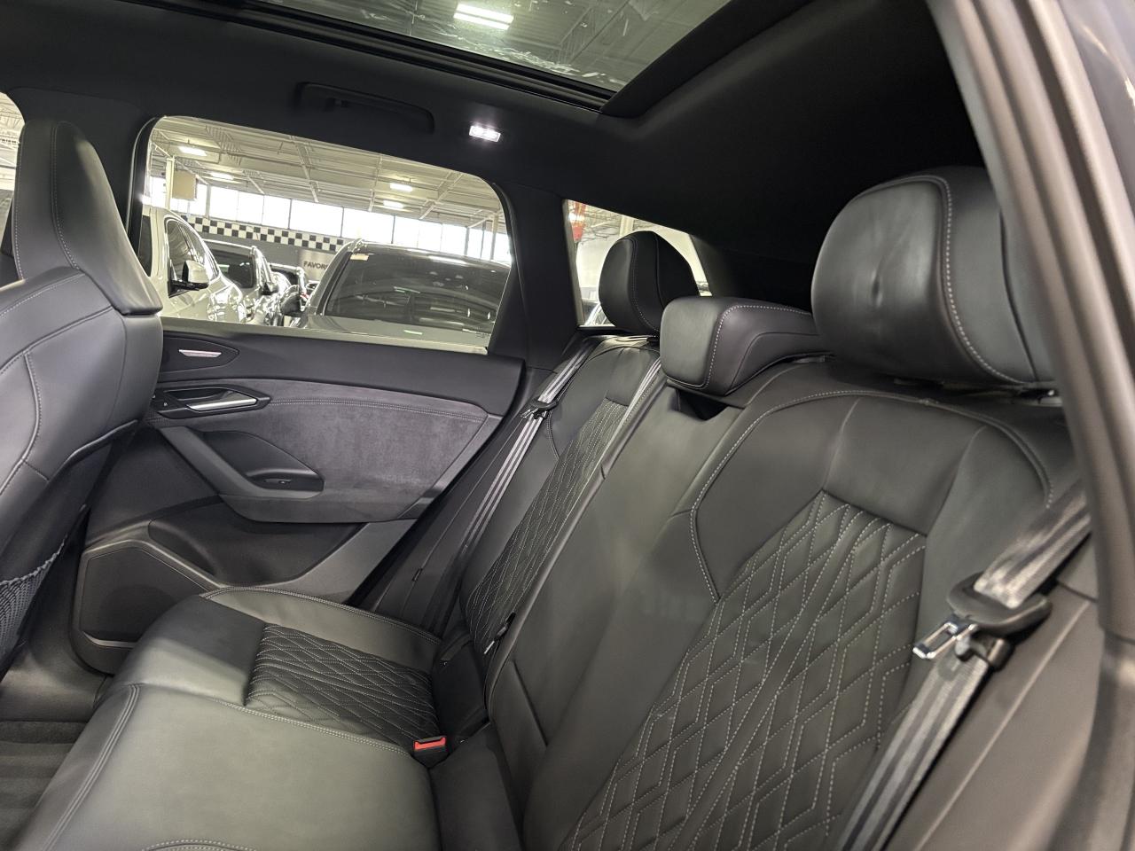 2025 Audi SQ6 e-tron Technik|QUATTRO|NAV|BANGOLUFSEN|MASSAGE|HEADSUP|+ - Photo #11