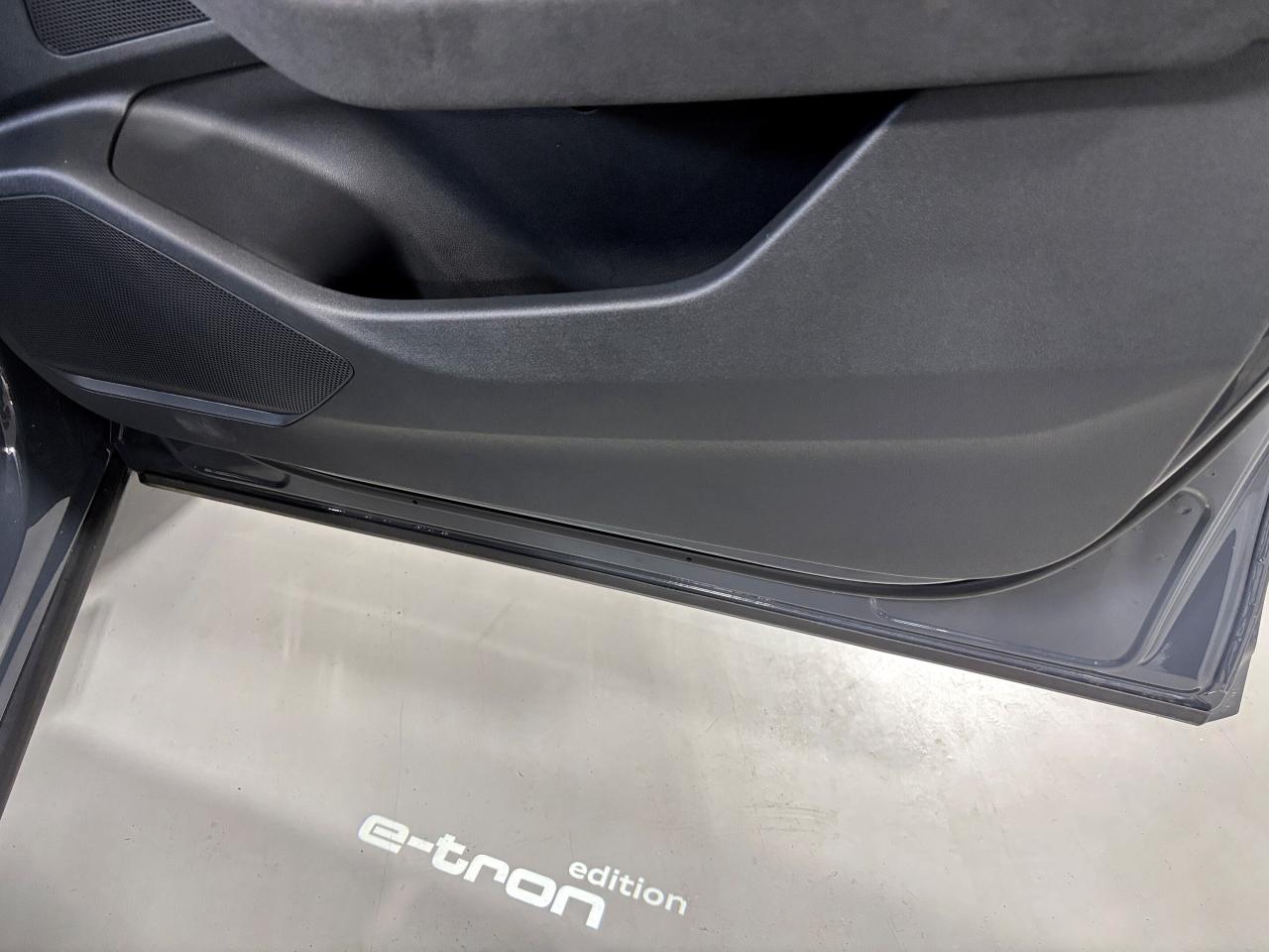 2025 Audi SQ6 e-tron Technik|QUATTRO|NAV|BANGOLUFSEN|MASSAGE|HEADSUP|+ - Photo #16