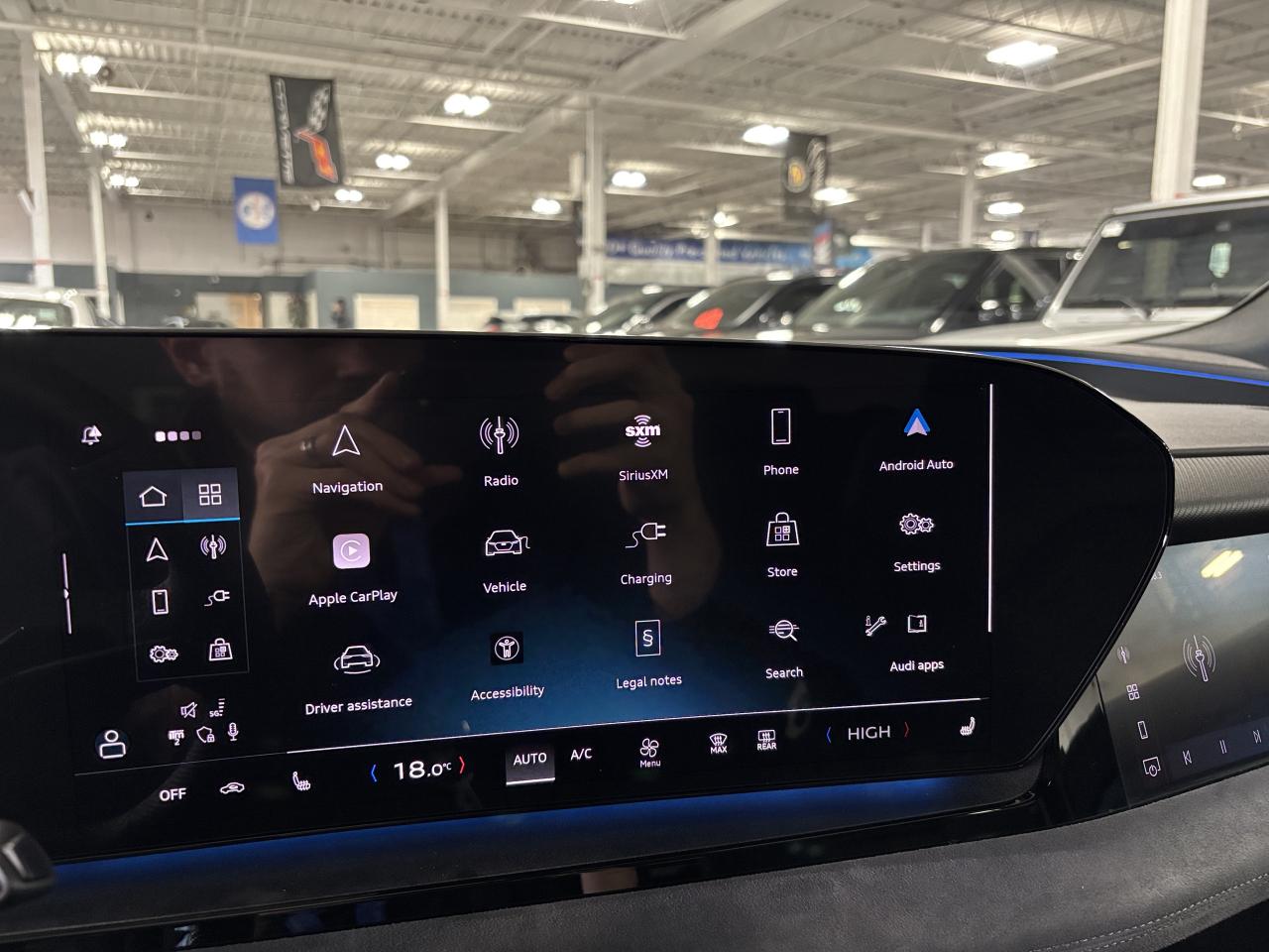 2025 Audi SQ6 e-tron Technik|QUATTRO|NAV|BANGOLUFSEN|MASSAGE|HEADSUP|+ - Photo #32