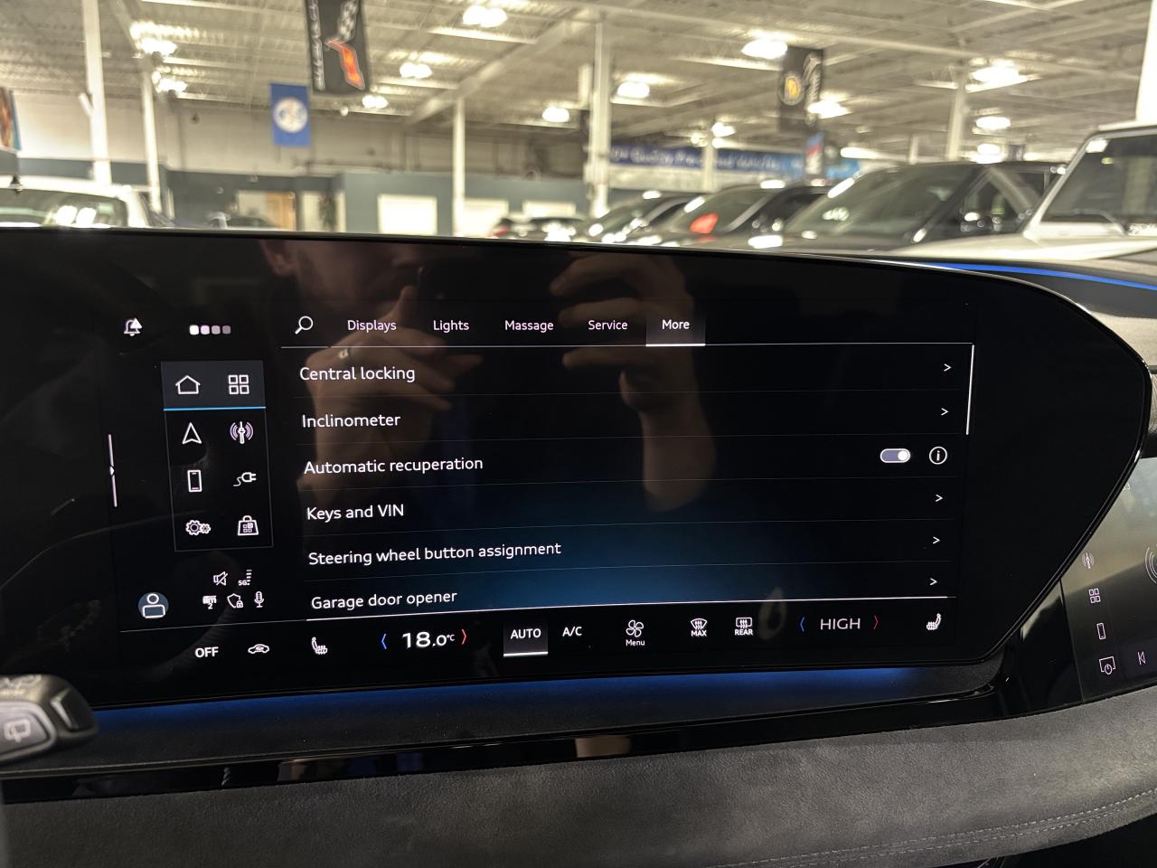 2025 Audi SQ6 e-tron Technik|QUATTRO|NAV|BANGOLUFSEN|MASSAGE|HEADSUP|+ - Photo #35