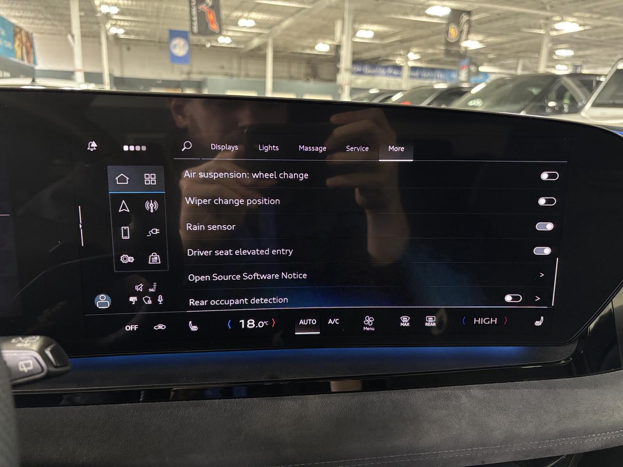 2025 Audi SQ6 e-tron Technik|QUATTRO|NAV|BANGOLUFSEN|MASSAGE|HEADSUP|+ - Photo #37