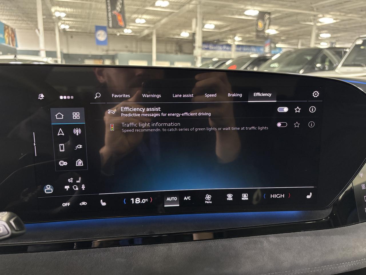 2025 Audi SQ6 e-tron Technik|QUATTRO|NAV|BANGOLUFSEN|MASSAGE|HEADSUP|+ - Photo #42