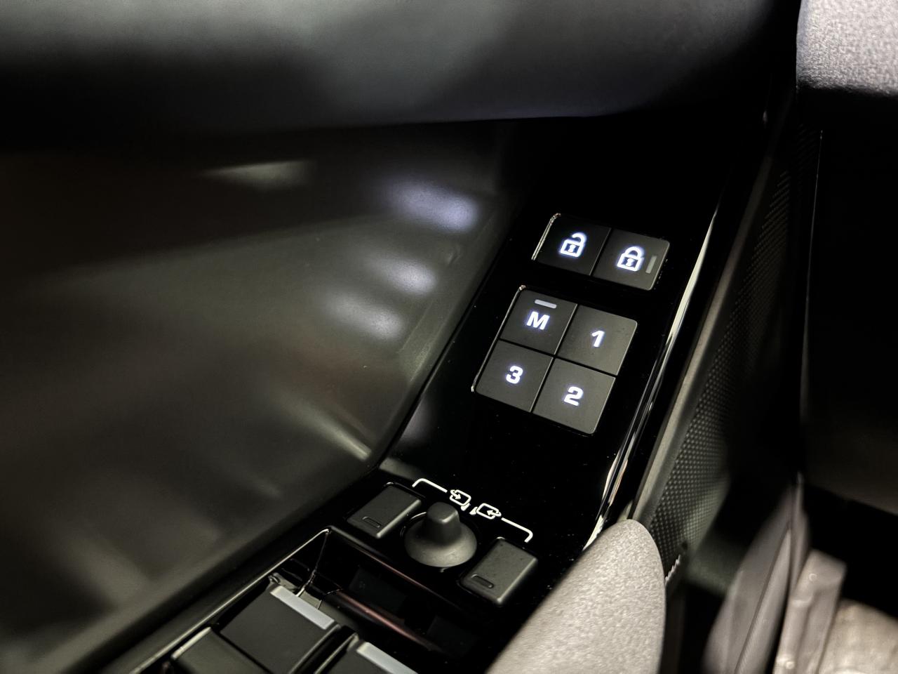 2024 Land Rover Range Rover Velar P340 Dynamic SE|AWD|CLUSTERNAV|MERIDIAN|PANOROOF|+ - Photo #16