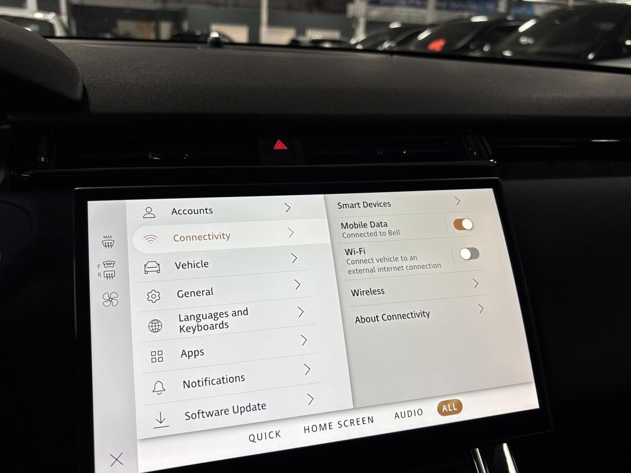 2024 Land Rover Range Rover Velar P340 Dynamic SE|AWD|CLUSTERNAV|MERIDIAN|PANOROOF|+ - Photo #37