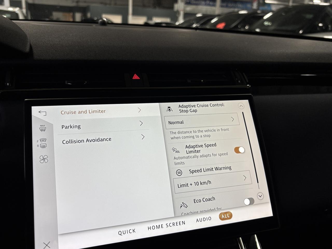 2024 Land Rover Range Rover Velar P340 Dynamic SE|AWD|CLUSTERNAV|MERIDIAN|PANOROOF|+ - Photo #39