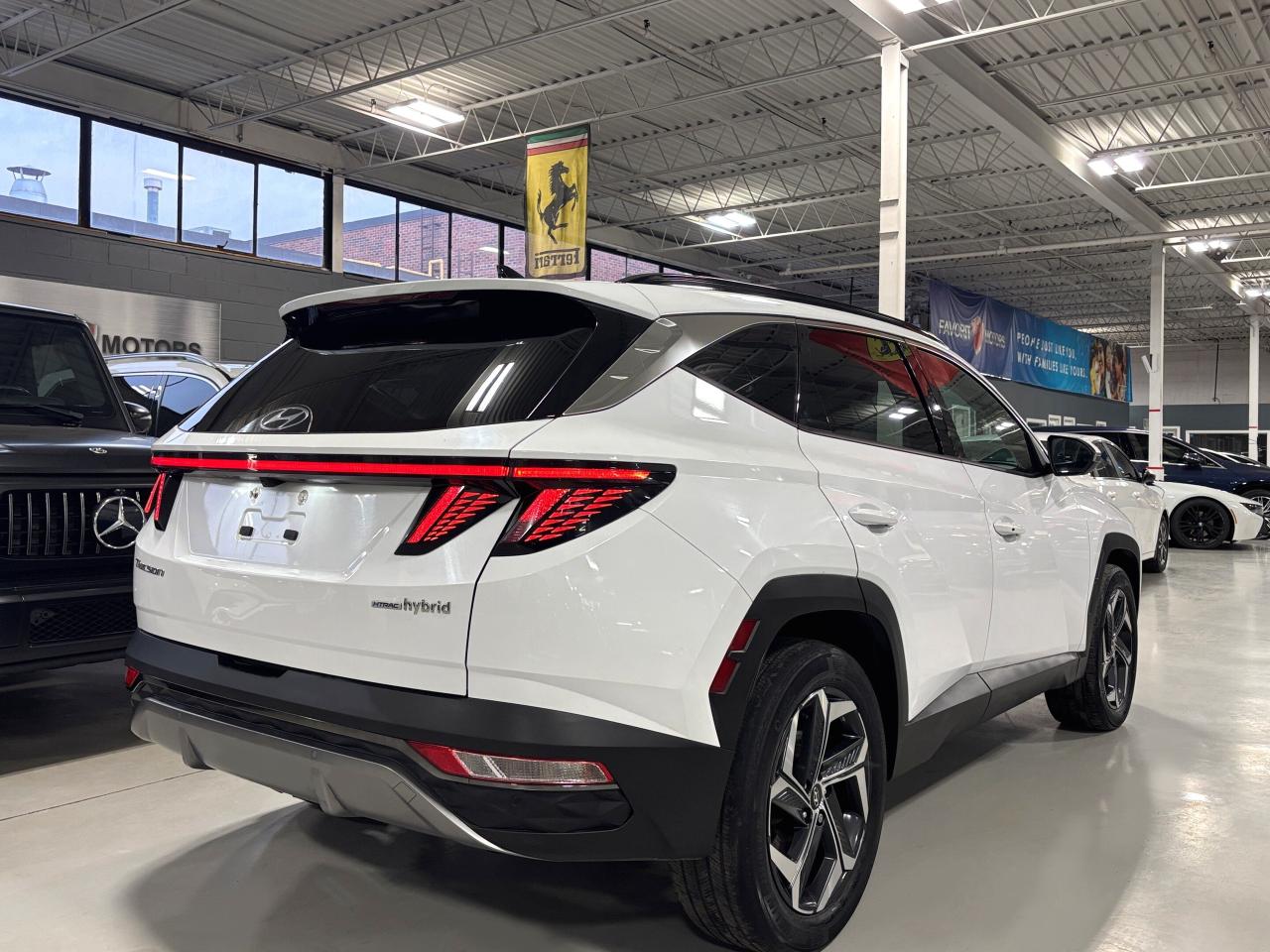 2024 Hyundai Tucson Hybrid Luxury AWD|NAV|LEATHER|PANOROOF|AMBIENT|SAFETECH|+ - Photo #4