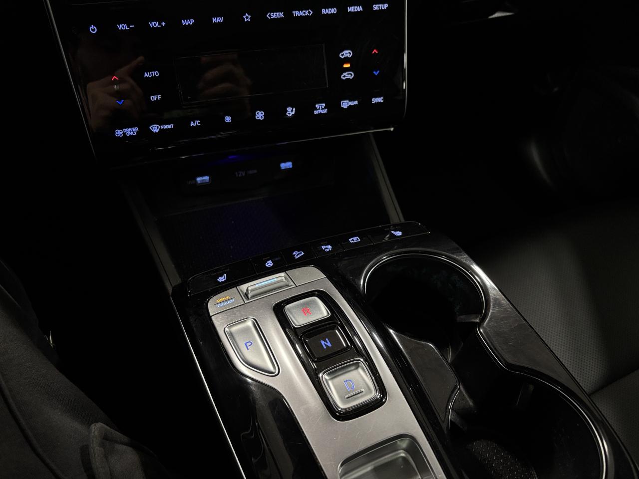 2024 Hyundai Tucson Hybrid Luxury AWD|NAV|LEATHER|PANOROOF|AMBIENT|SAFETECH|+ - Photo #28