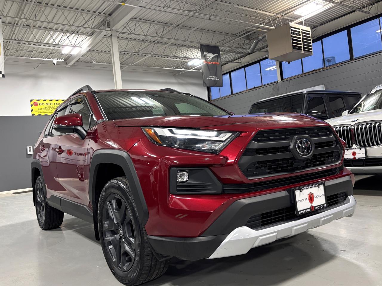 2023 Toyota RAV4 Trail AWD|LEATHER|SUNROOF|TERRAINMODES|BACKUPCAM|+ - Photo #2