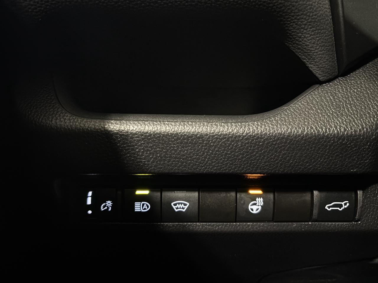 2023 Toyota RAV4 Trail AWD|LEATHER|SUNROOF|TERRAINMODES|BACKUPCAM|+ - Photo #15