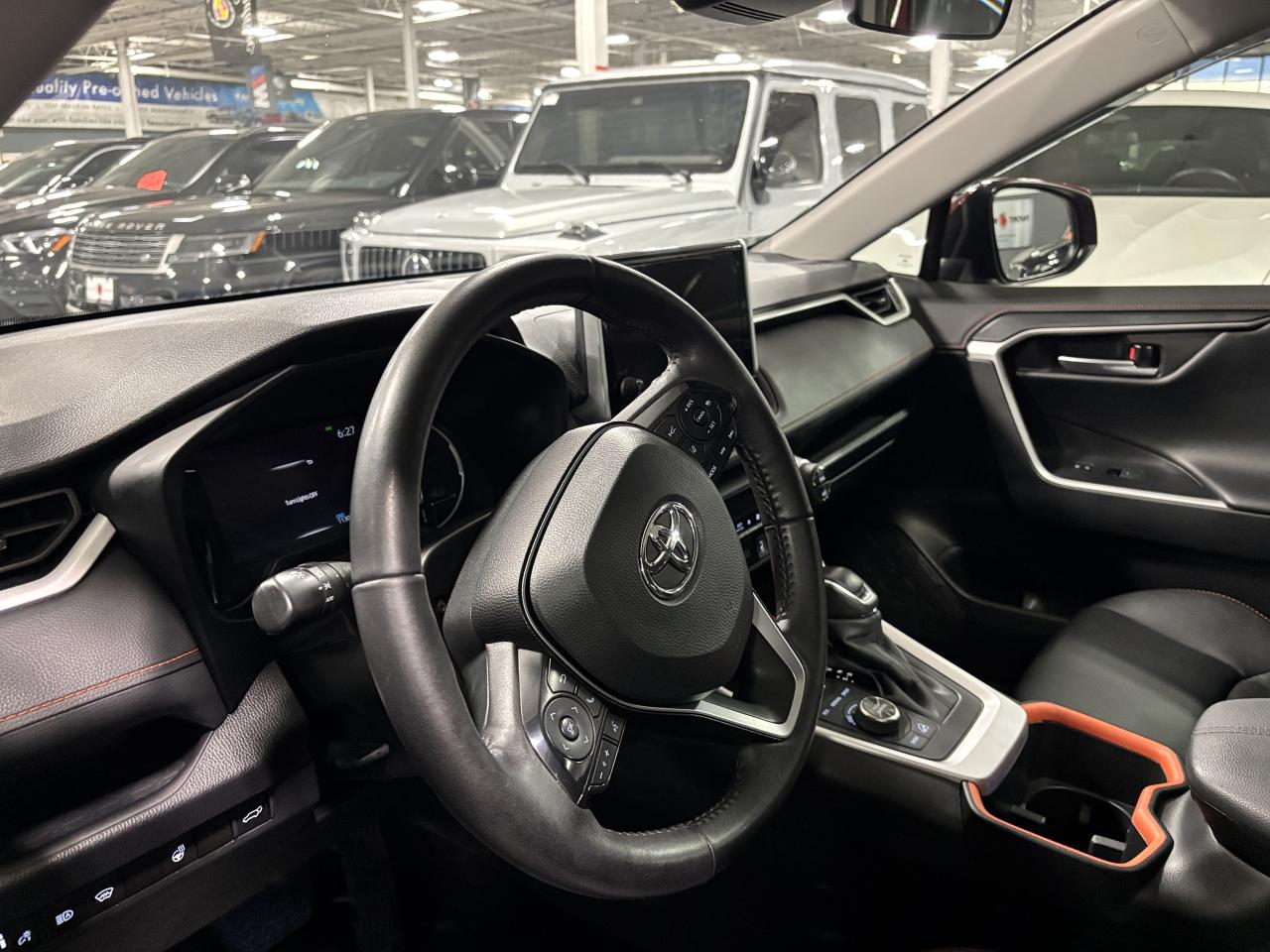 2023 Toyota RAV4 Trail AWD|LEATHER|SUNROOF|TERRAINMODES|BACKUPCAM|+ - Photo #14