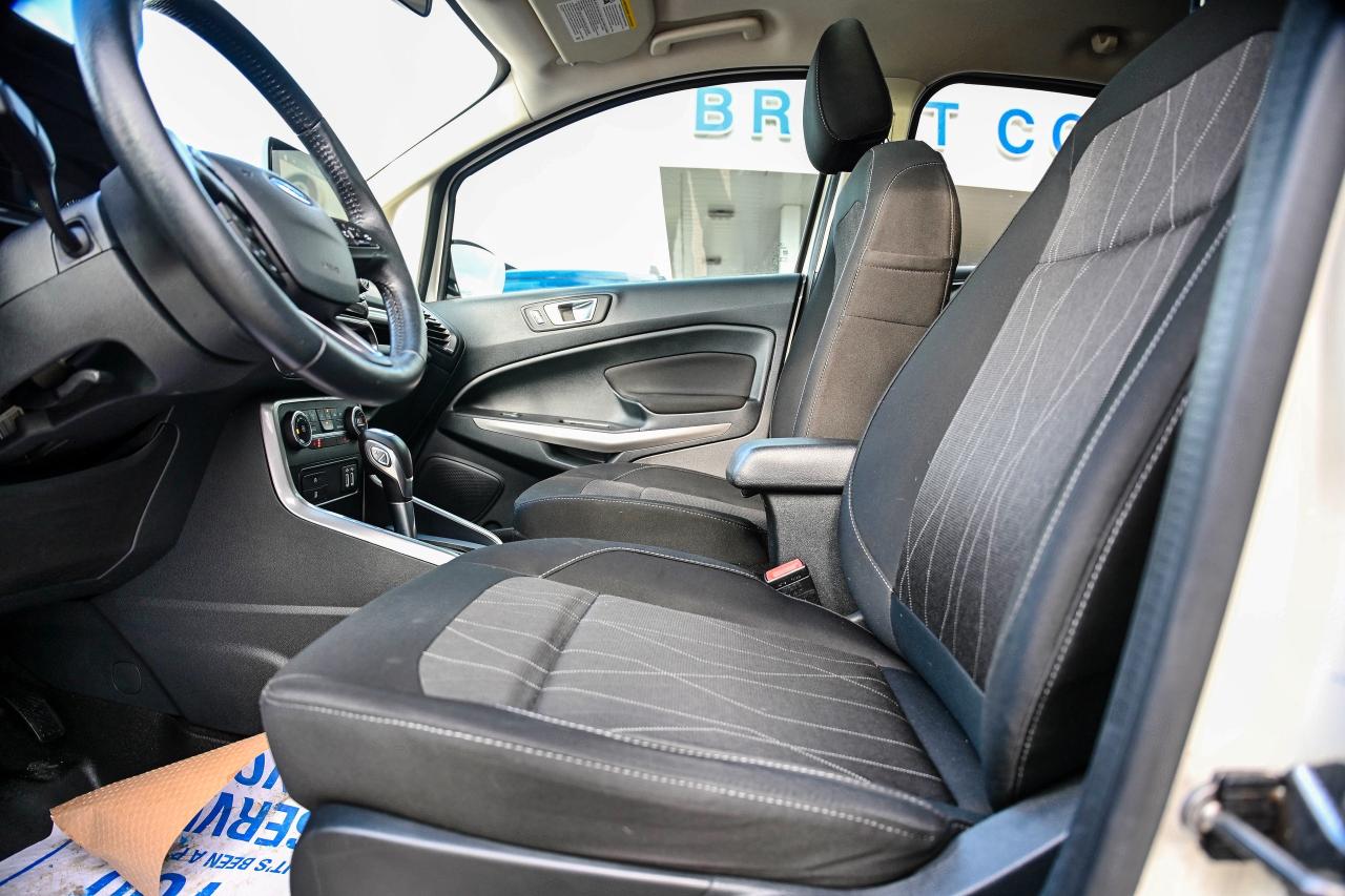 2018 Ford EcoSport NAVIGATION | GREAT ON FUEL | 4X4 GEM! Photo