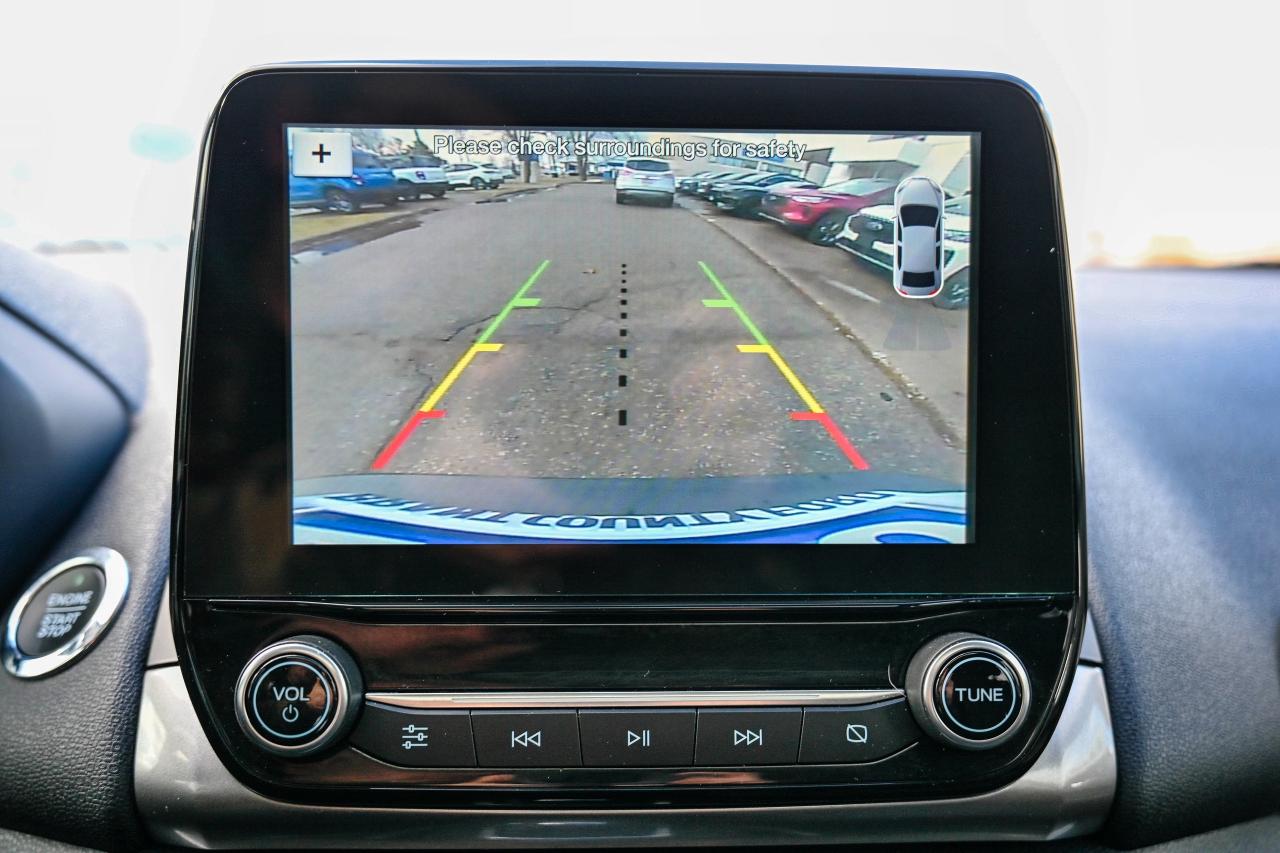 2018 Ford EcoSport NAVIGATION | GREAT ON FUEL | 4X4 GEM! Photo