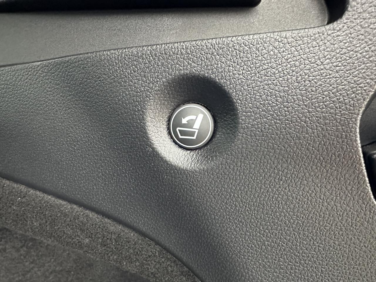 2019 Honda Passport TOURING MODEL/SUPER CLEAN/WONT LAST!! Photo