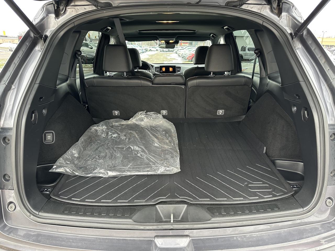 2019 Honda Passport TOURING MODEL/SUPER CLEAN/WONT LAST!! Photo