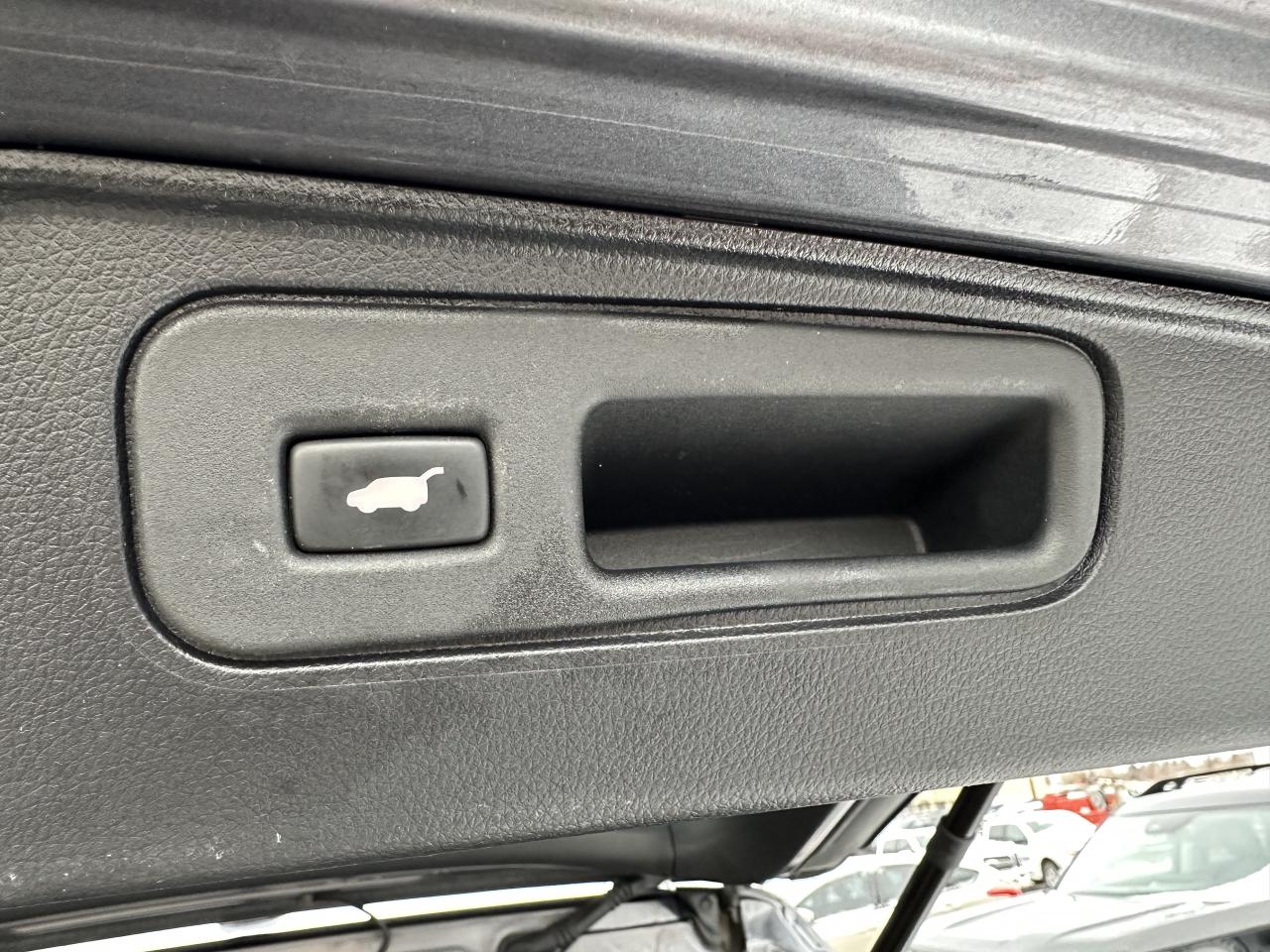 2019 Honda Passport TOURING MODEL/SUPER CLEAN/WONT LAST!! Photo