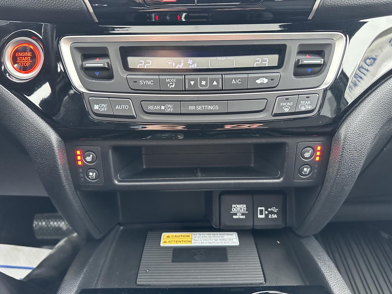 2019 Honda Passport TOURING MODEL/SUPER CLEAN/WONT LAST!! Photo