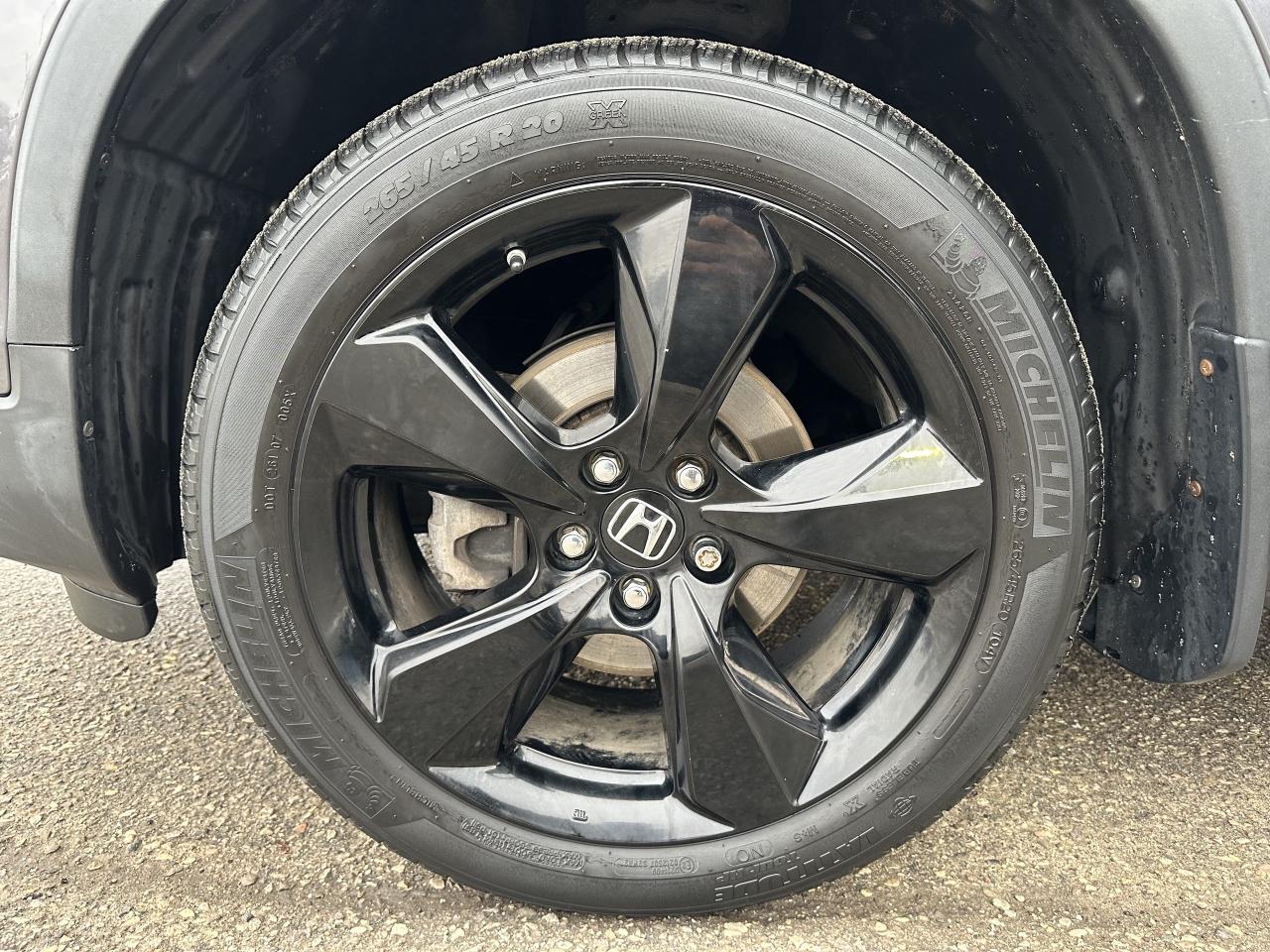 2019 Honda Passport TOURING MODEL/SUPER CLEAN/WONT LAST!! Photo