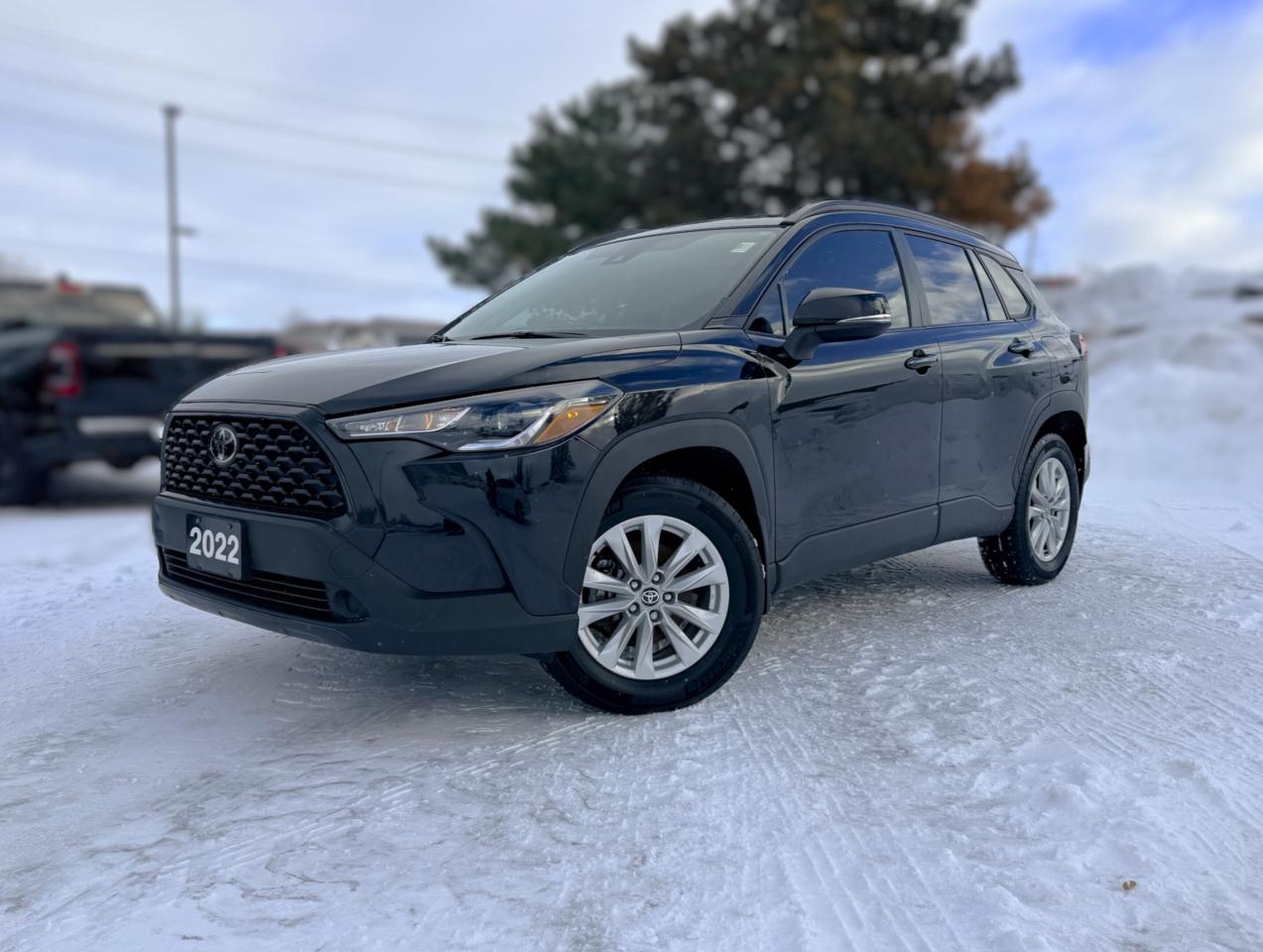 2022 Toyota Corolla Cross LE AWD | BLUETOOTH |  HEATED SEATS | BLIND SPOT | Photo