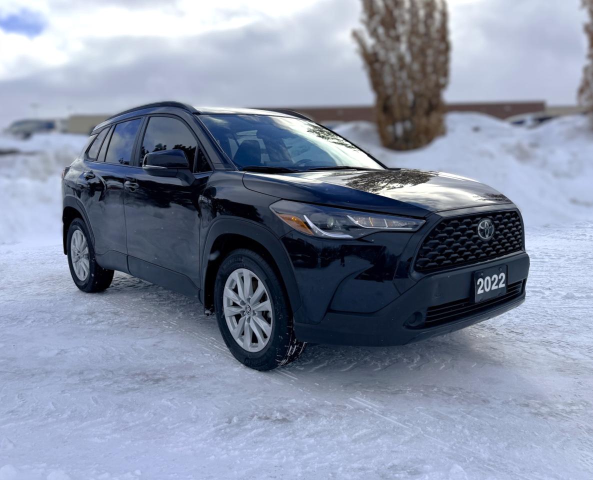 2022 Toyota Corolla Cross LE AWD | BLUETOOTH |  HEATED SEATS | BLIND SPOT | Photo