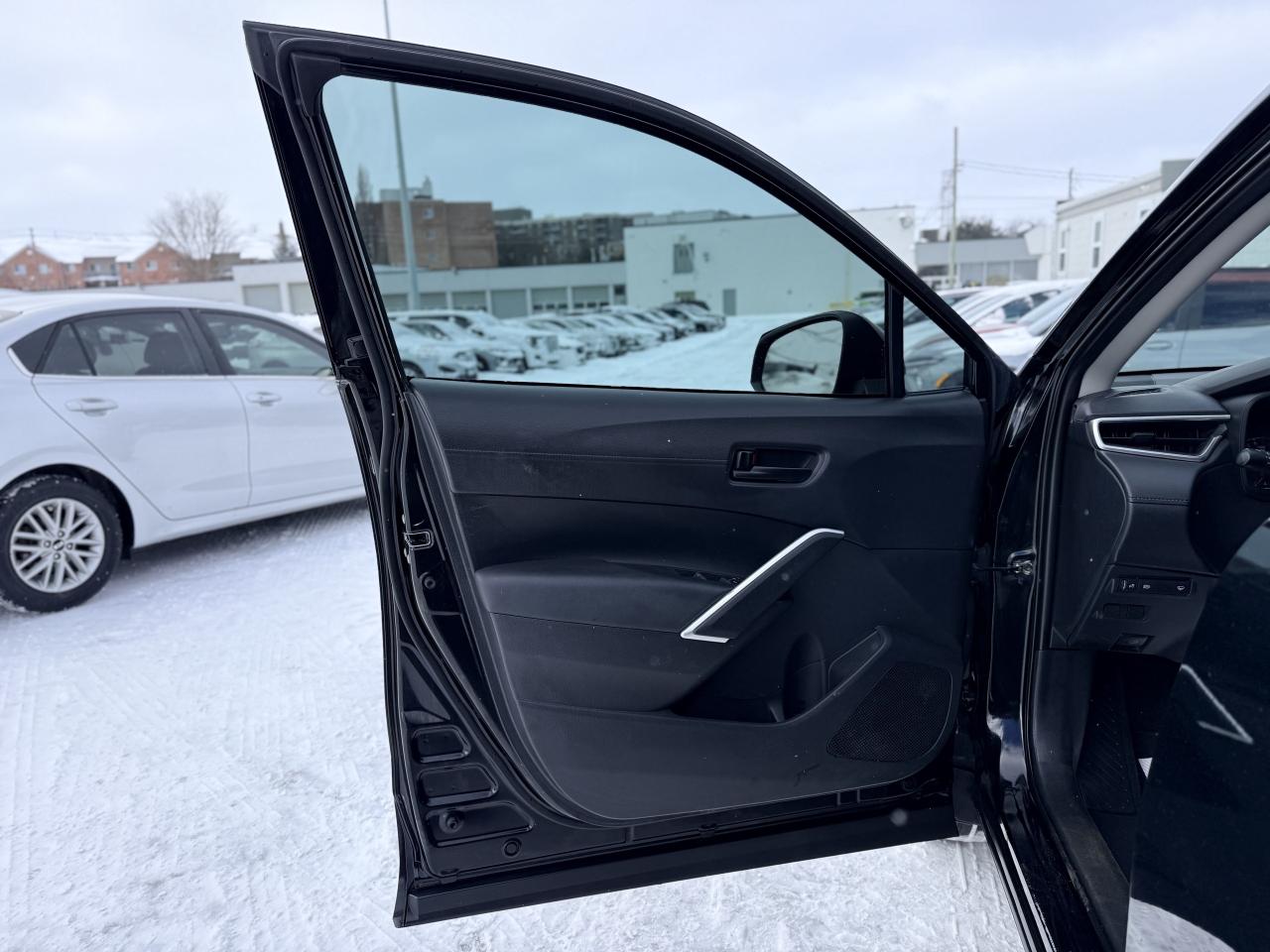 2022 Toyota Corolla Cross LE AWD | BLUETOOTH |  HEATED SEATS | BLIND SPOT | Photo