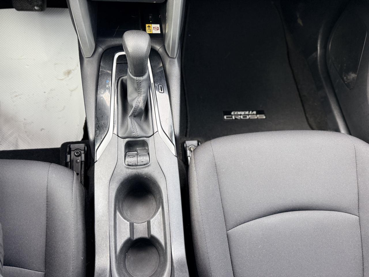 2022 Toyota Corolla Cross LE AWD | BLUETOOTH |  HEATED SEATS | BLIND SPOT | Photo