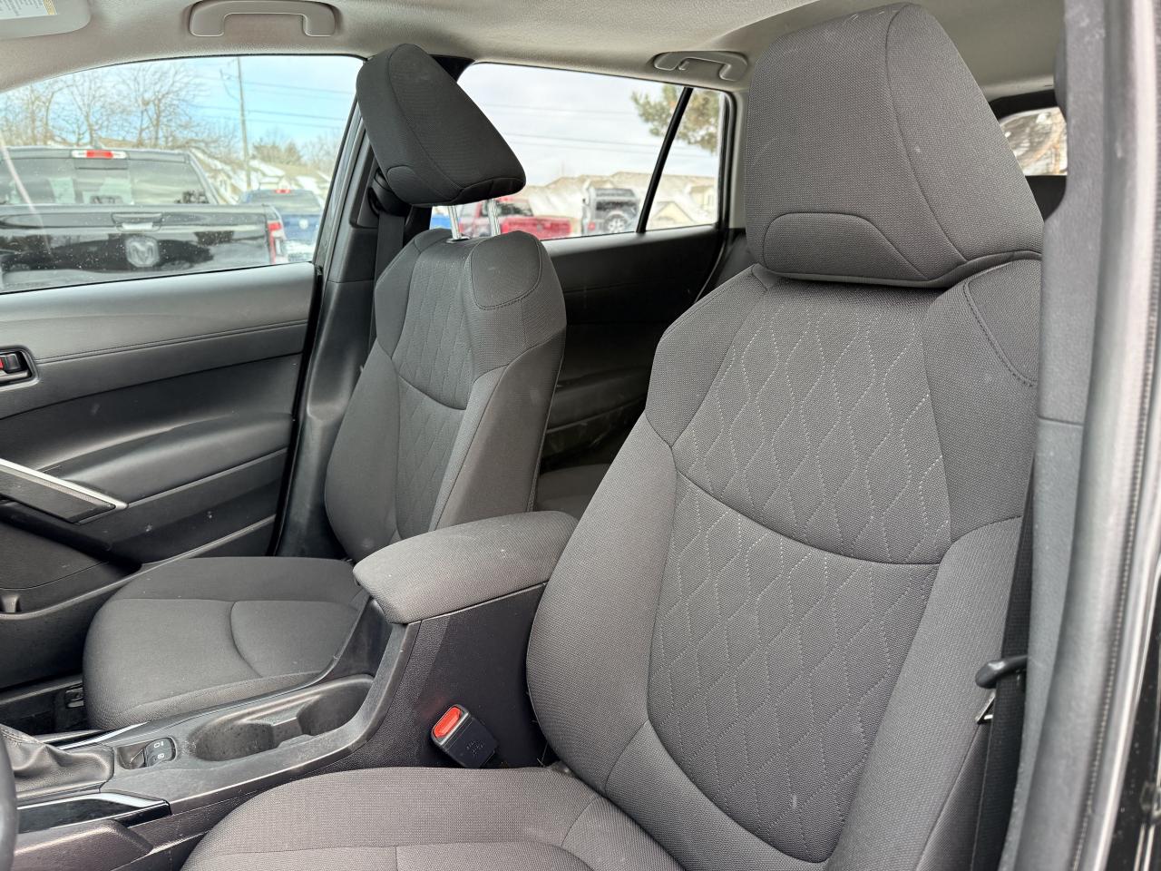 2022 Toyota Corolla Cross LE AWD | BLUETOOTH |  HEATED SEATS | BLIND SPOT | Photo