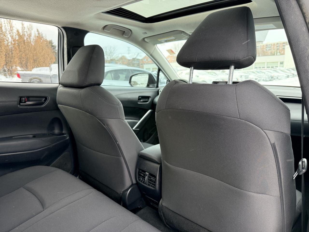 2022 Toyota Corolla Cross LE AWD | BLUETOOTH |  HEATED SEATS | BLIND SPOT | Photo