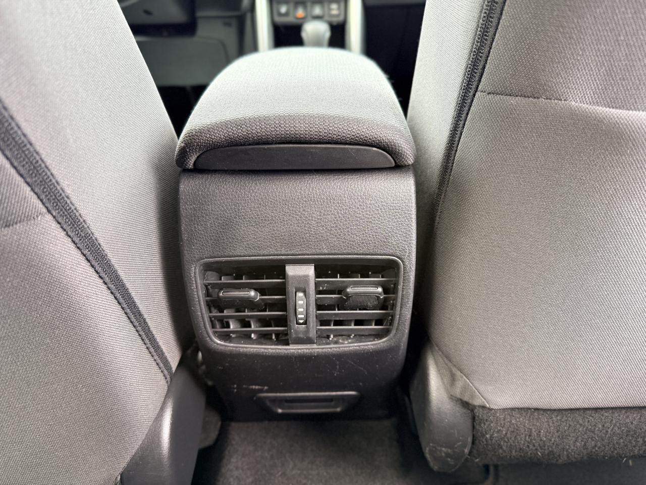 2022 Toyota Corolla Cross LE AWD | BLUETOOTH |  HEATED SEATS | BLIND SPOT | Photo