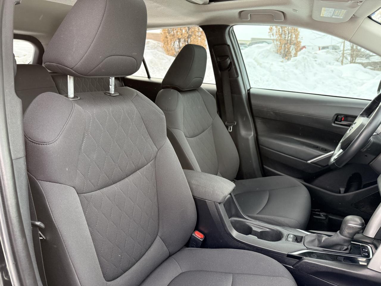 2022 Toyota Corolla Cross LE AWD | BLUETOOTH |  HEATED SEATS | BLIND SPOT | Photo