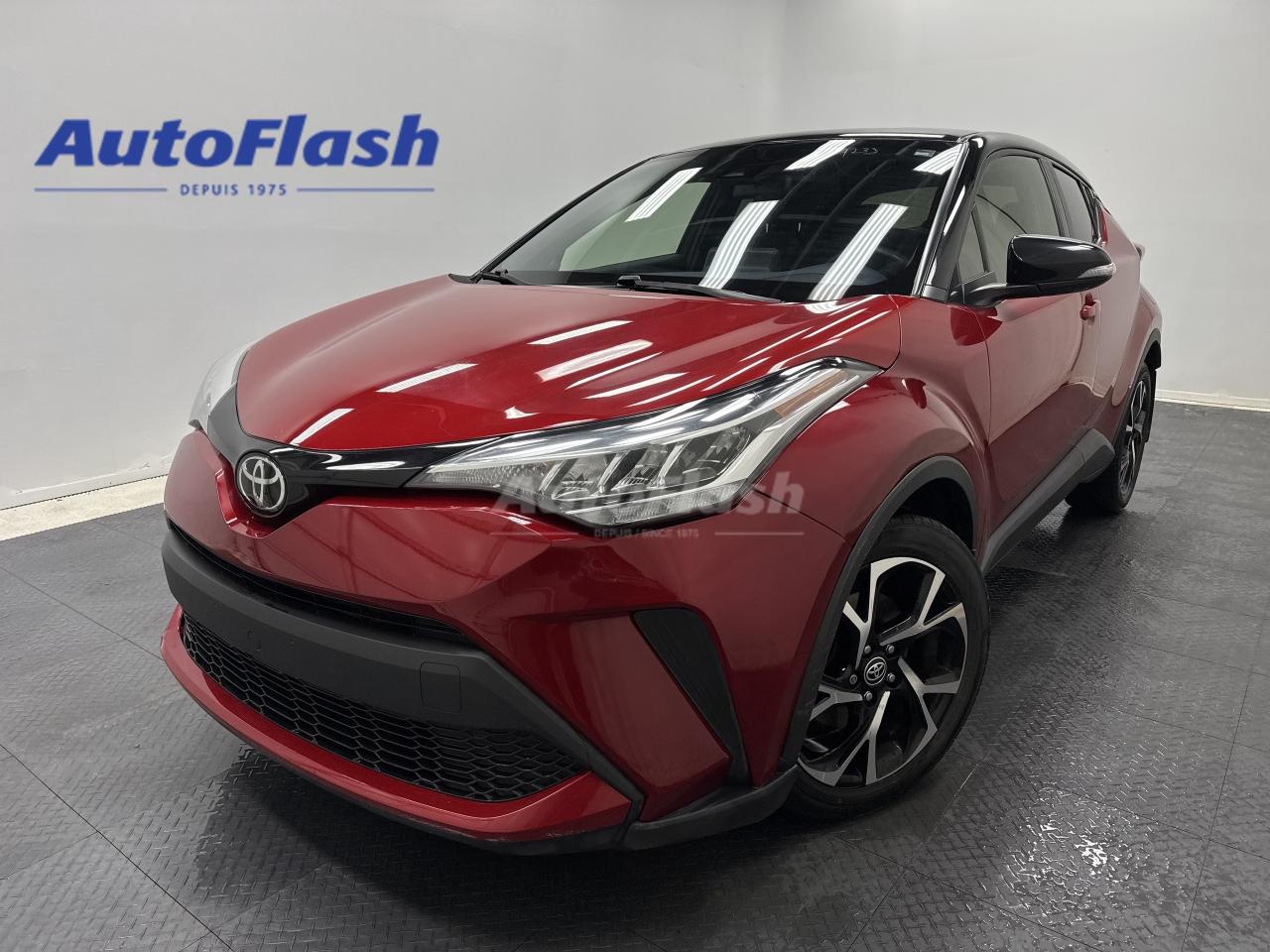 Used 2022 Toyota C-HR XLE PREMIUM, CARPLAY, CAMERA, SIÈGES CHAUFFANTS for sale in Saint-Hubert, QC