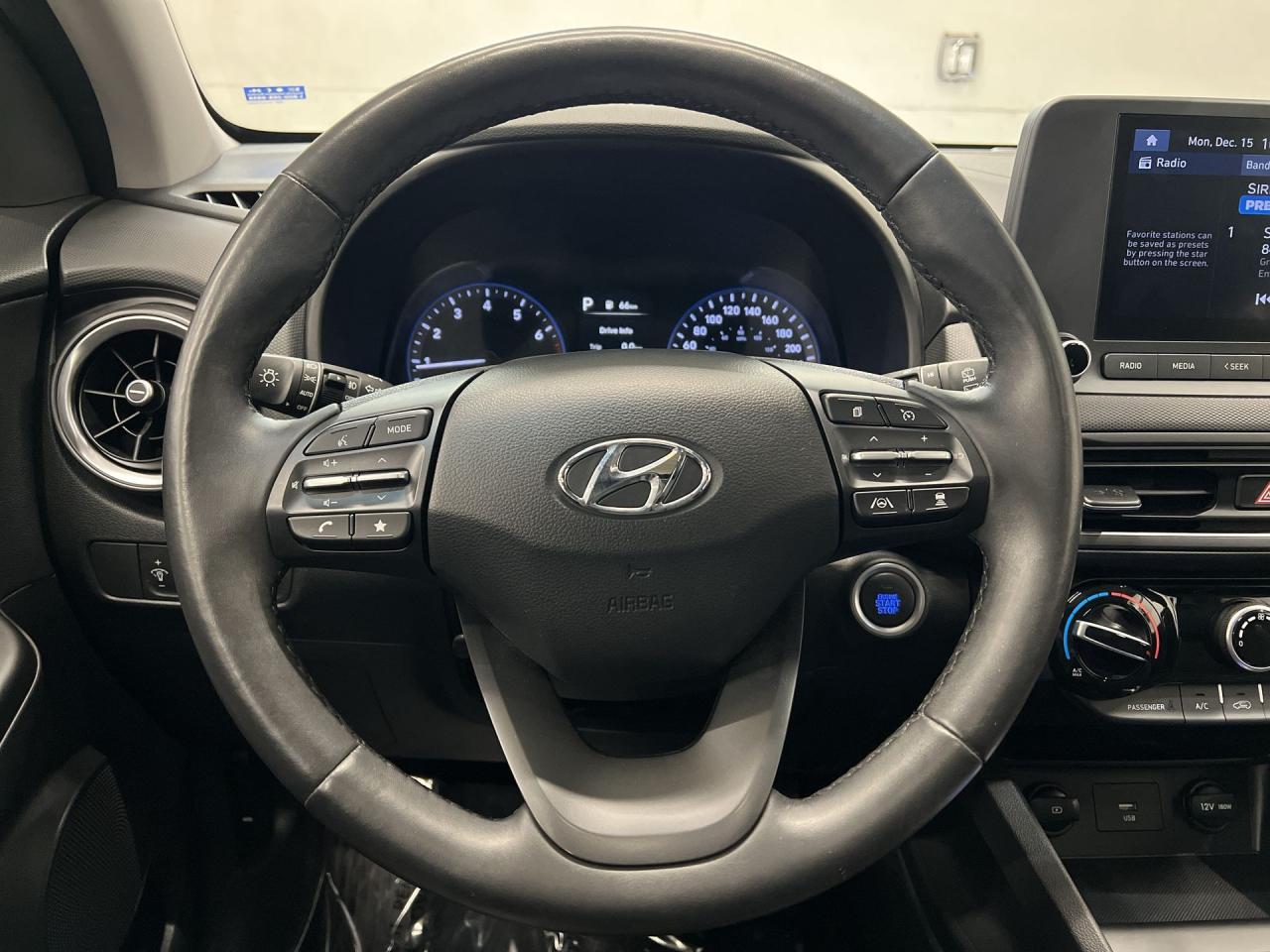 2022 Hyundai KONA LUXURY AWD | LOW KMS! | HTD LEATHER | REMOTE START Photo