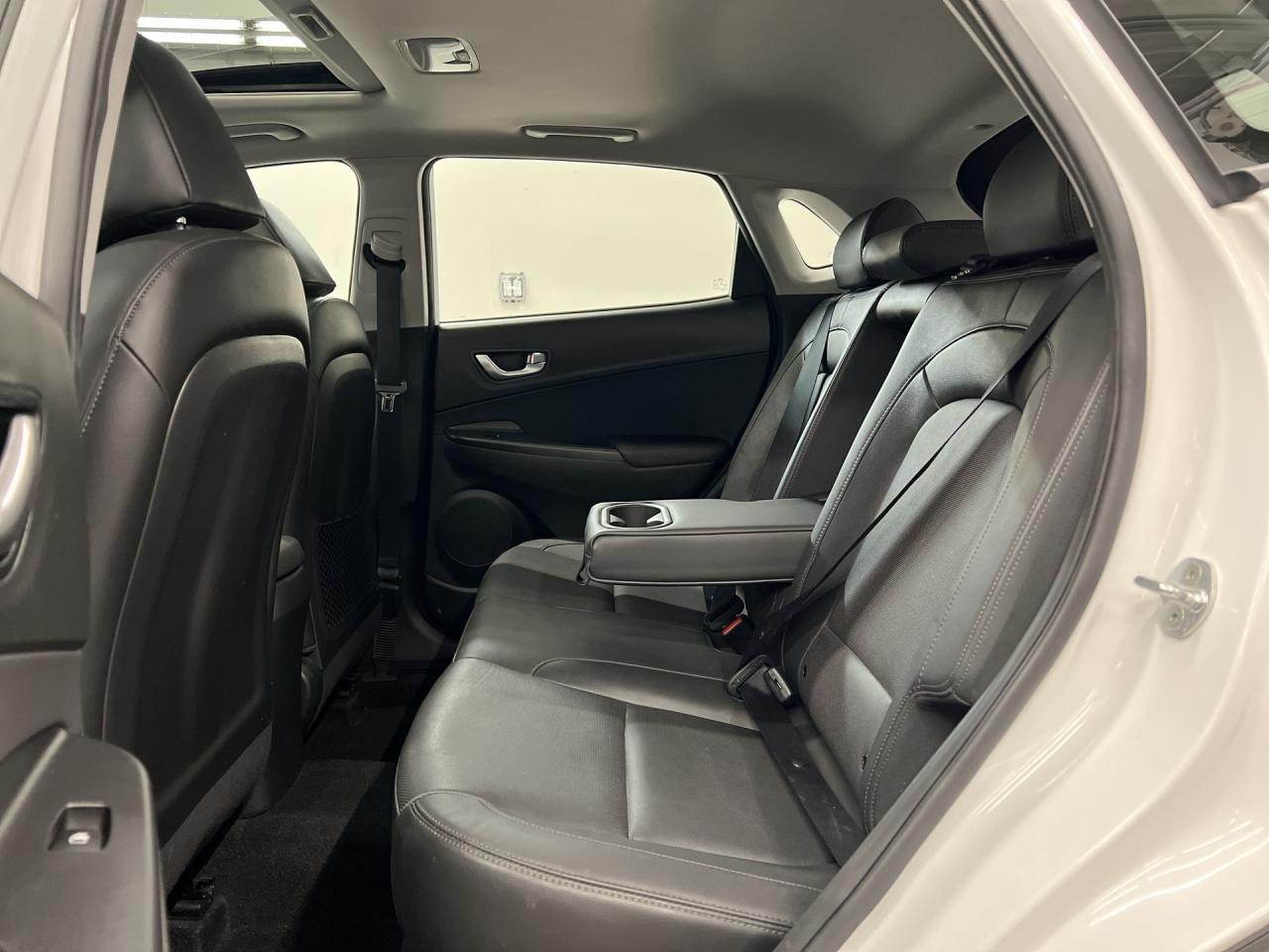 2022 Hyundai KONA LUXURY AWD | LOW KMS! | HTD LEATHER | REMOTE START Photo