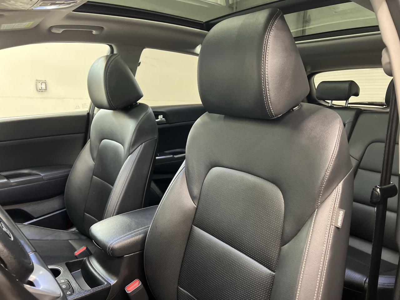 2022 Kia Sportage EX PREMIUM AWD | HTD LEATHER | PANO ROOF | CARPLAY Photo