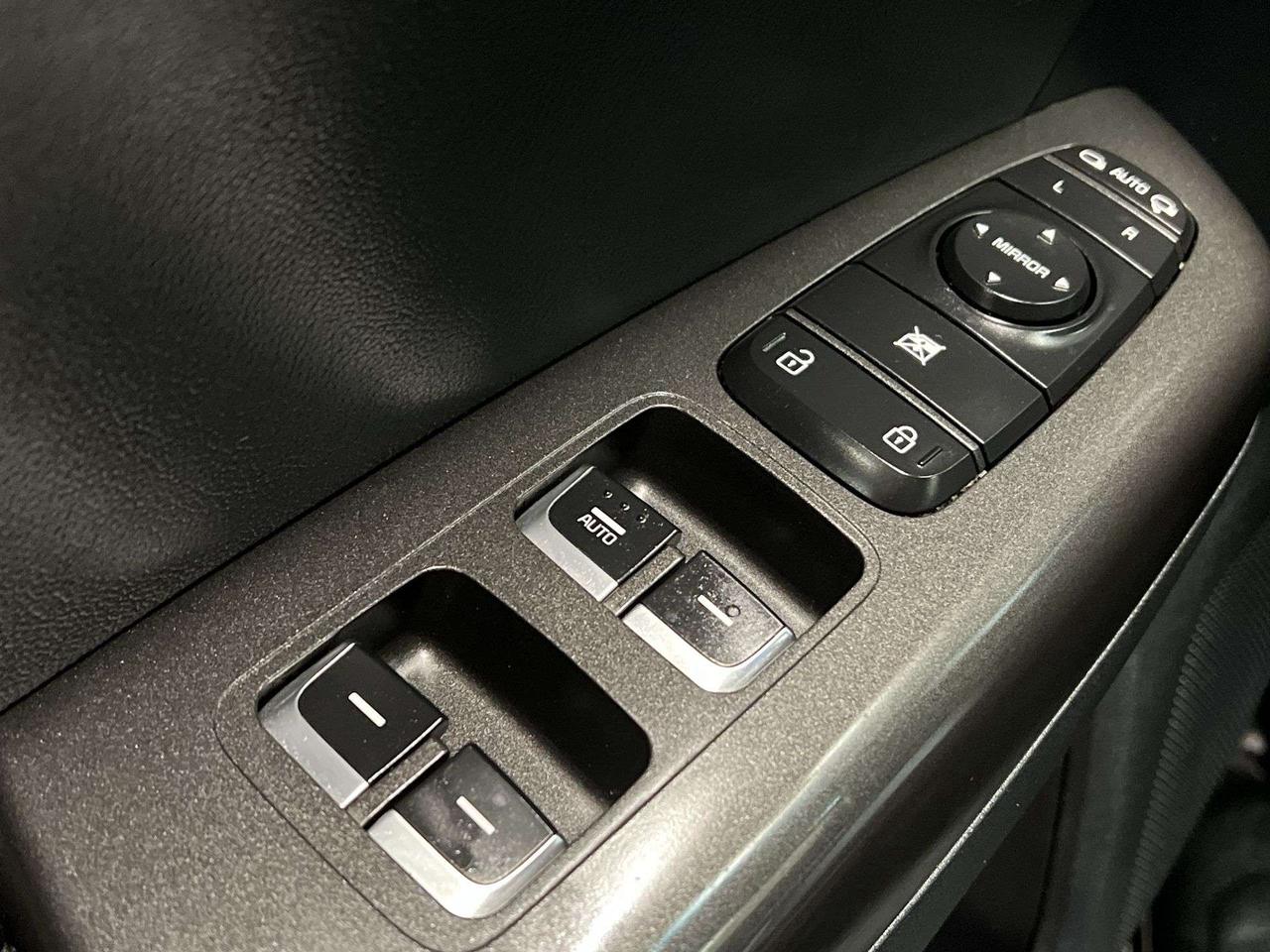 2022 Kia Sportage EX PREMIUM AWD | HTD LEATHER | PANO ROOF | CARPLAY Photo