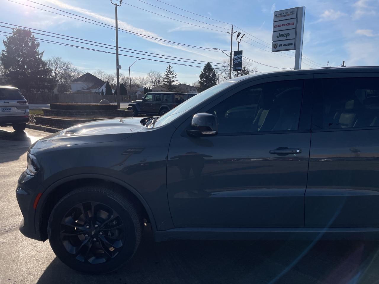 2021 Dodge Durango BLACKTOP PKG / TECH PKG / SUNROOF / NAV Photo