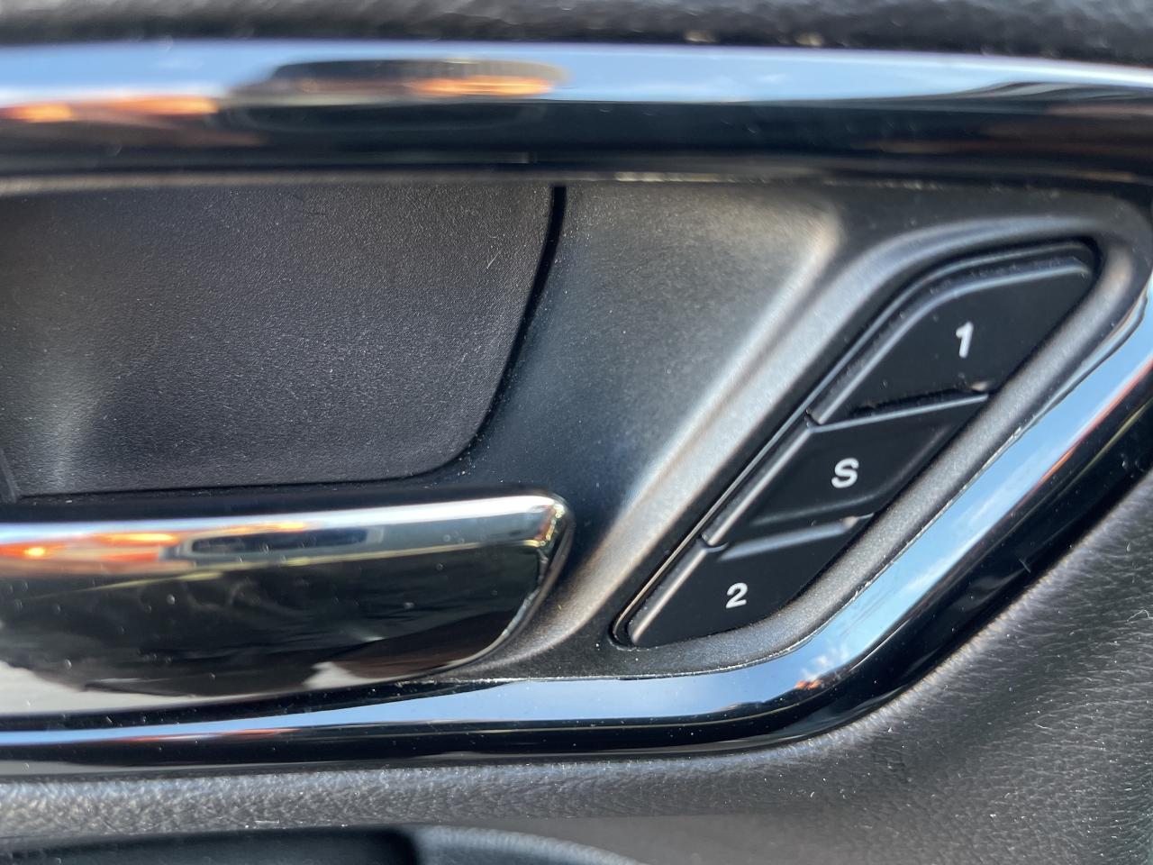 2021 Dodge Durango BLACKTOP PKG / TECH PKG / SUNROOF / NAV Photo