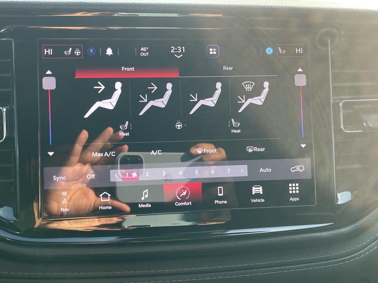 2021 Dodge Durango BLACKTOP PKG / TECH PKG / SUNROOF / NAV Photo