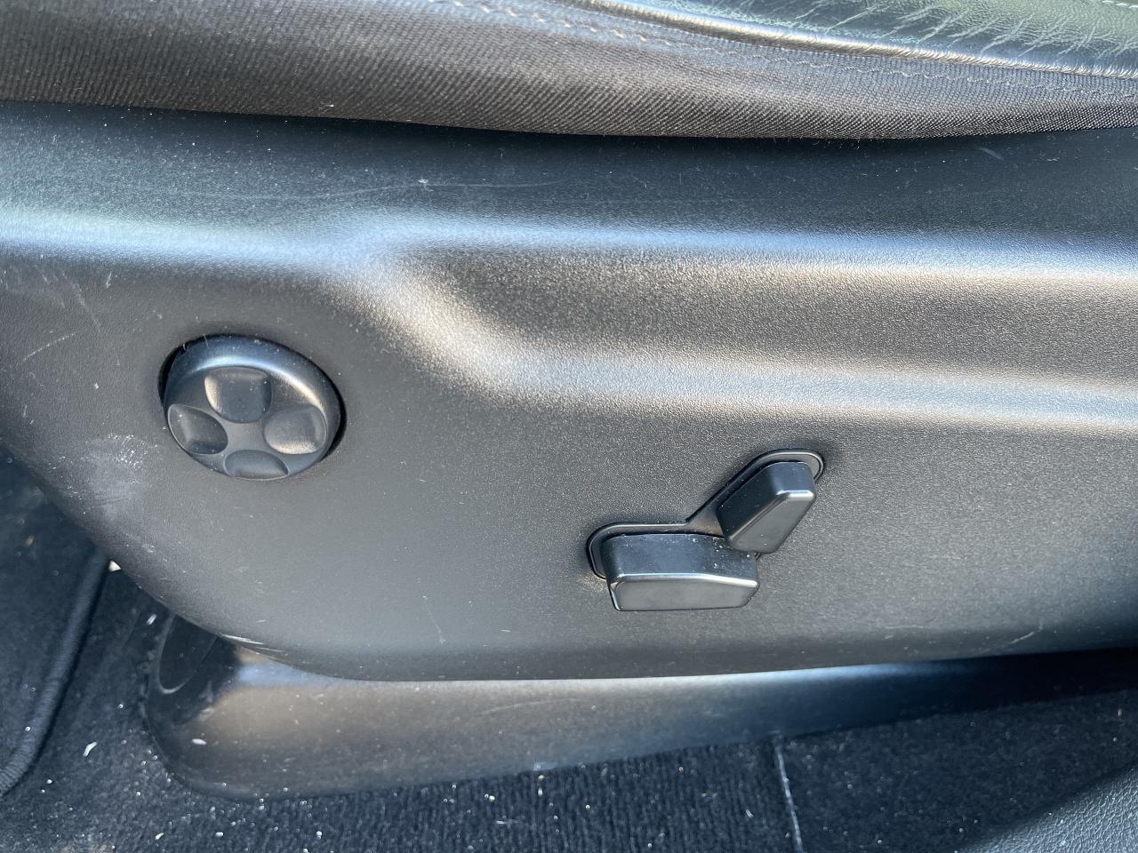 2021 Dodge Durango BLACKTOP PKG / TECH PKG / SUNROOF / NAV Photo