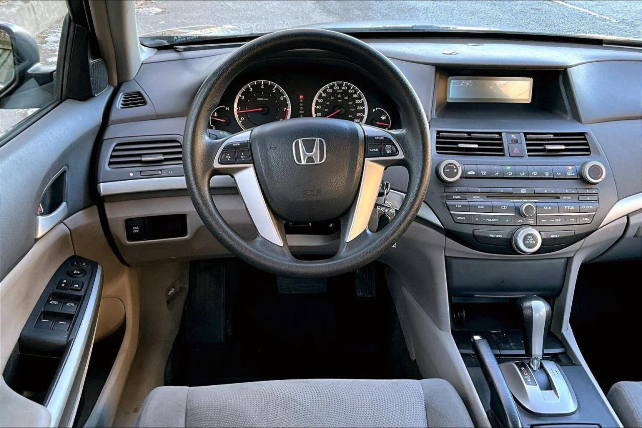 2009 Honda Accord Sedan EX Sedan | Sunroof | Certified | FWD Photo4