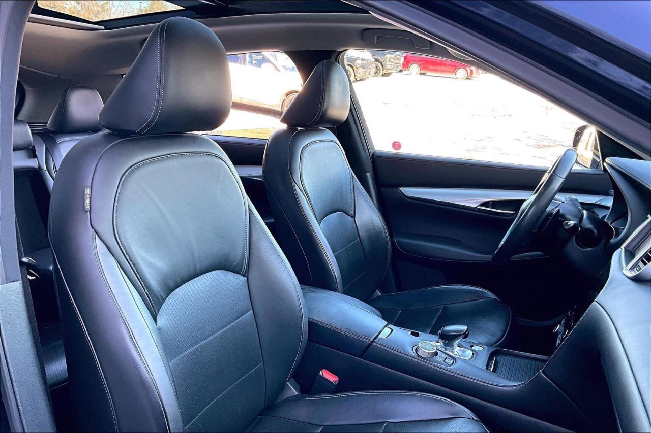 2019 Infiniti QX50 Essential | Heated Leather | Panoroof | Bose | AWD Photo