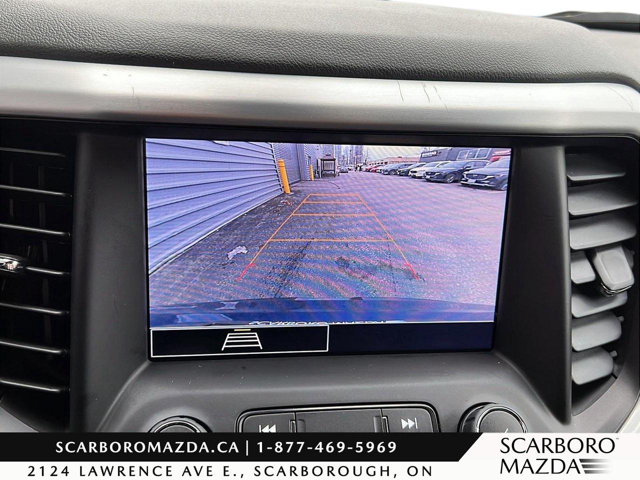 2023 GMC Acadia SLE Photo