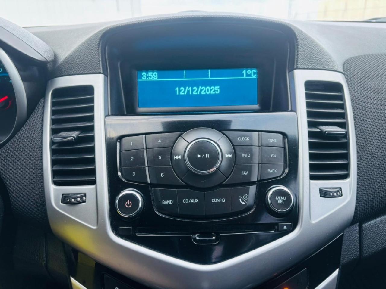 2014 Chevrolet Cruze 1LT Auto 4dr Sedan Automatic Photo